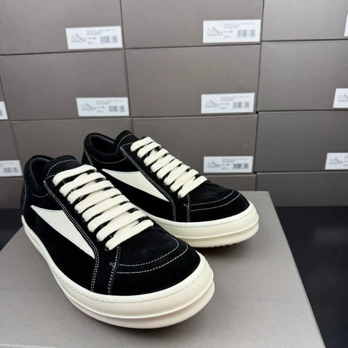 Leather Lace-Up Flat Shoes
